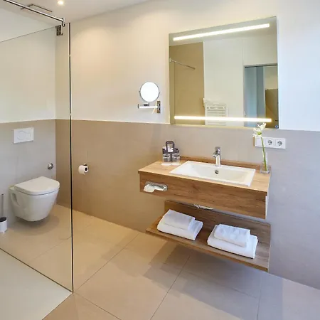 מלון Wiedemann's Weinhotel סנט מרטין